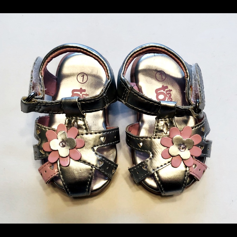 📚 2/$12 Teeny Toes Sandals